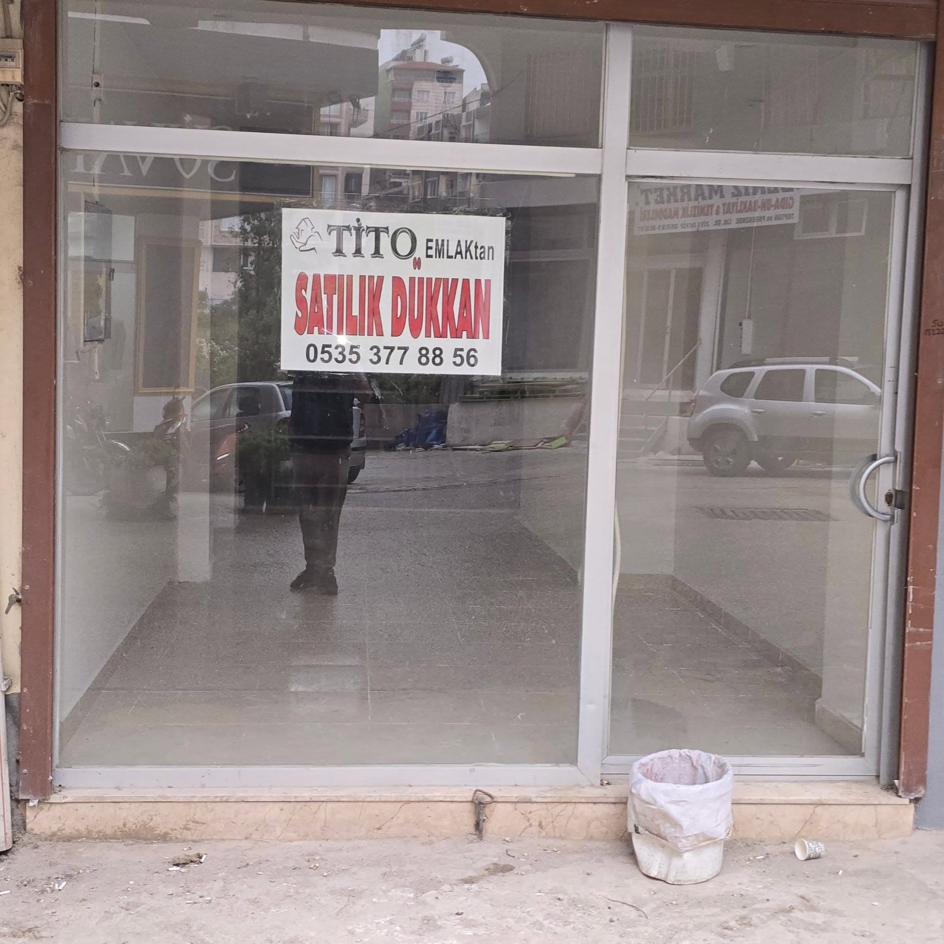 Merkezi konumda satılık dükkan