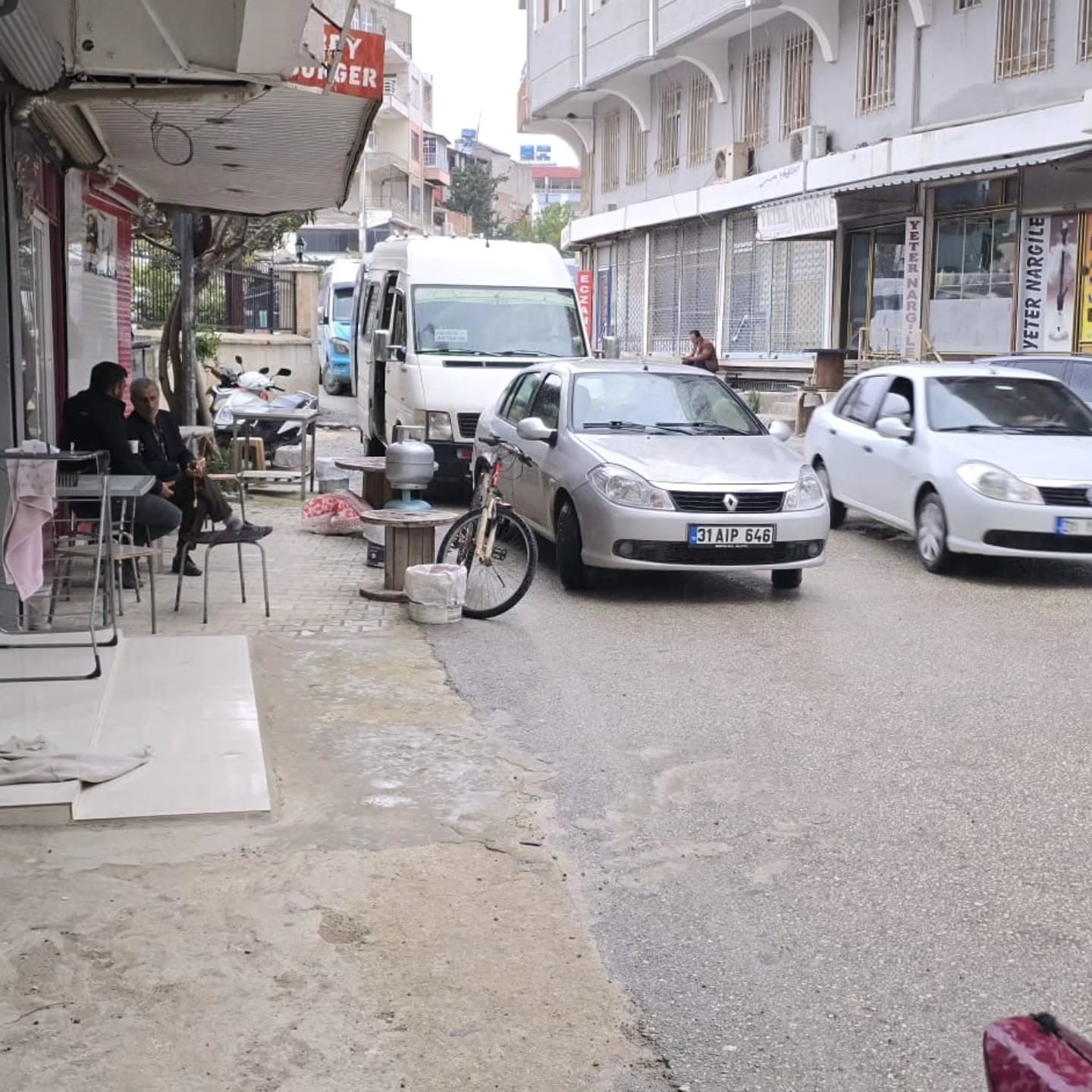 Merkezi konumda satılık dükkan